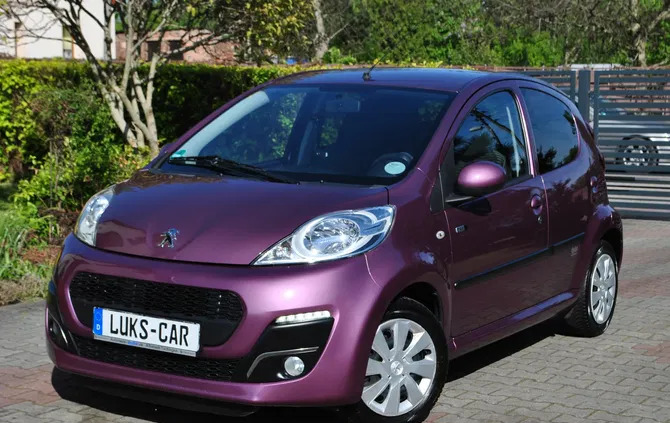 peugeot Peugeot 107 cena 19999 przebieg: 125000, rok produkcji 2013 z Szczebrzeszyn